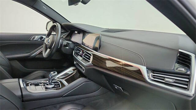 2023 BMW X6 xDrive40i