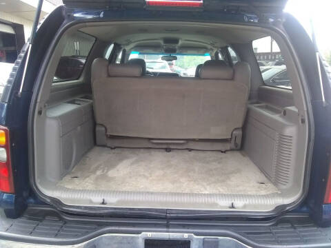 2003 Chevrolet Suburban for sale at Six Brothers Mega Lot in Youngstown OH