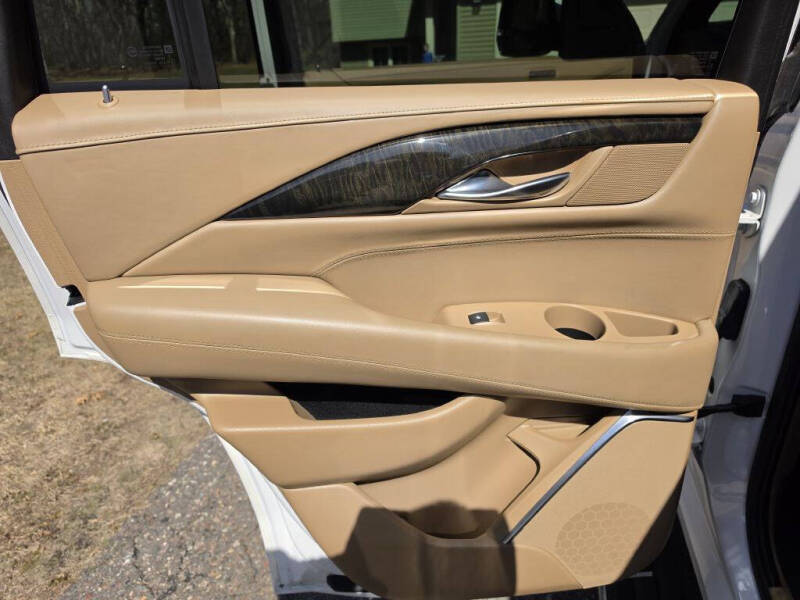 2019 Cadillac Escalade Platinum
