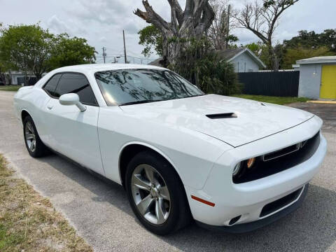 2019 Dodge Challenger SXT