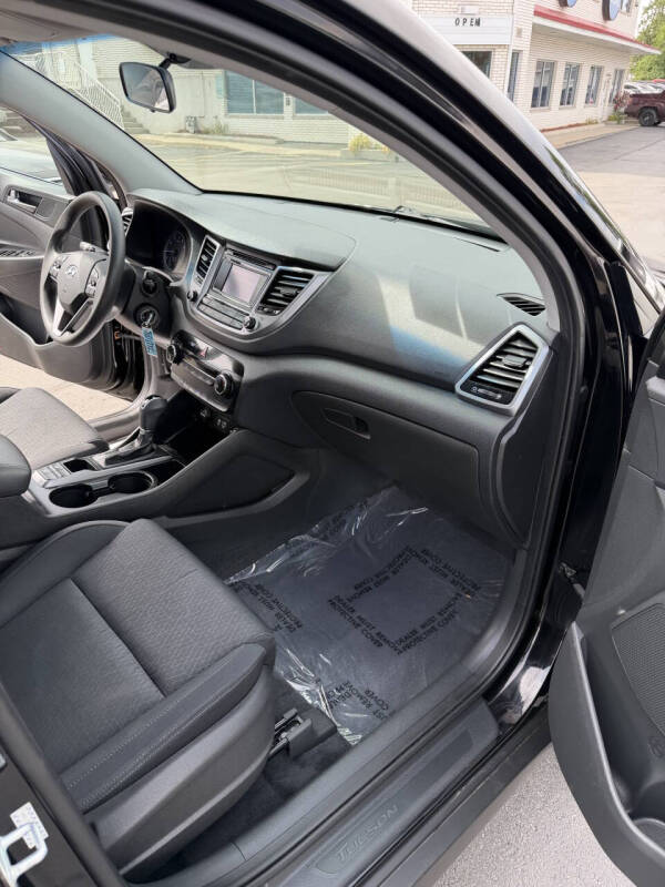 2016 Hyundai Tucson SE