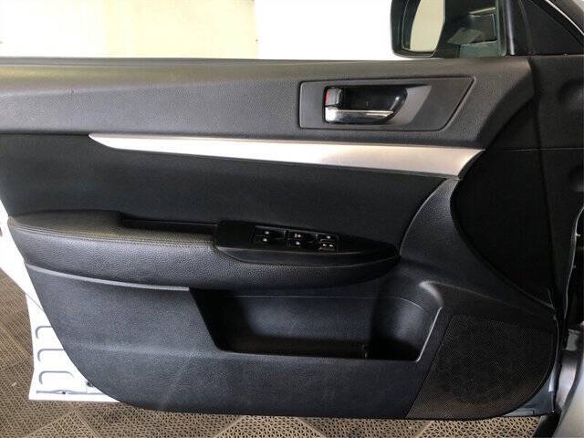 2014 Subaru Outback 2.5i