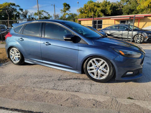 2018 Ford Focus ST
