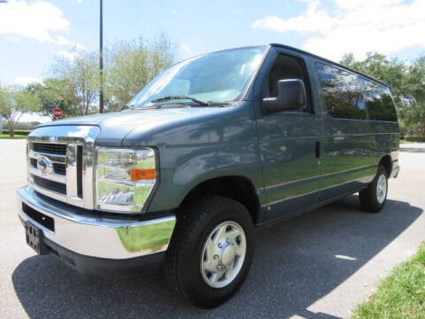 2013 Ford E-Series E-150 XLT