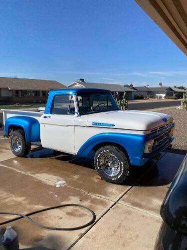 1961 Ford F-100