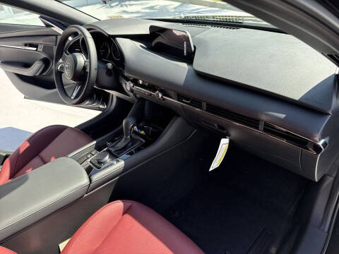 2026 Mazda Mazda3 Hatchback 2.5 S Carbon Edition