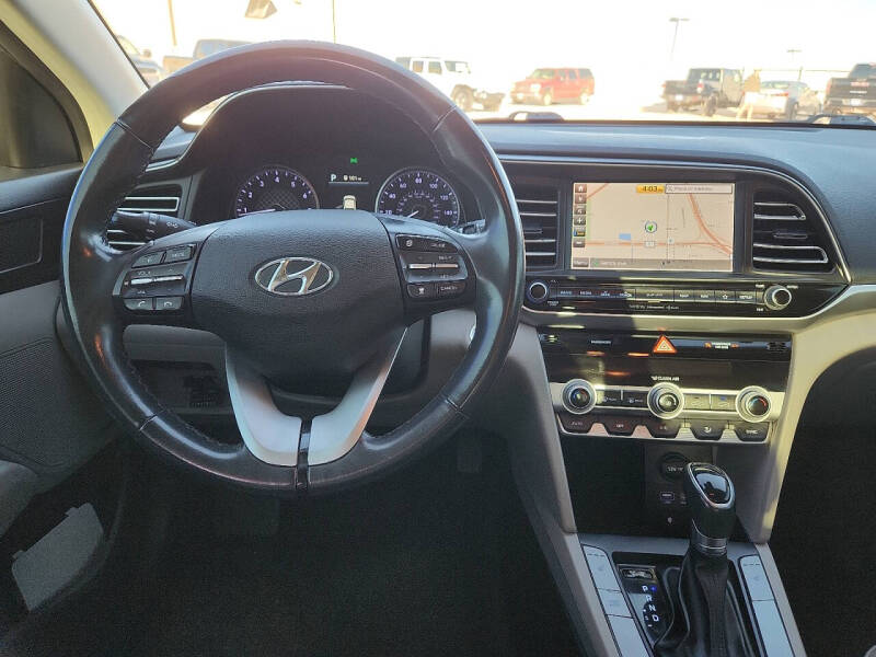 2019 Hyundai Elantra