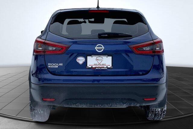 2022 Nissan Rogue Sport S