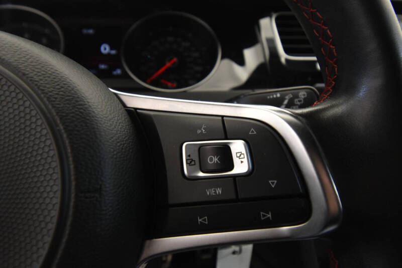 2020 Volkswagen Golf GTI SE