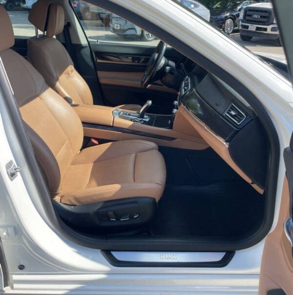 2013 BMW 7 Series 740Li xDrive