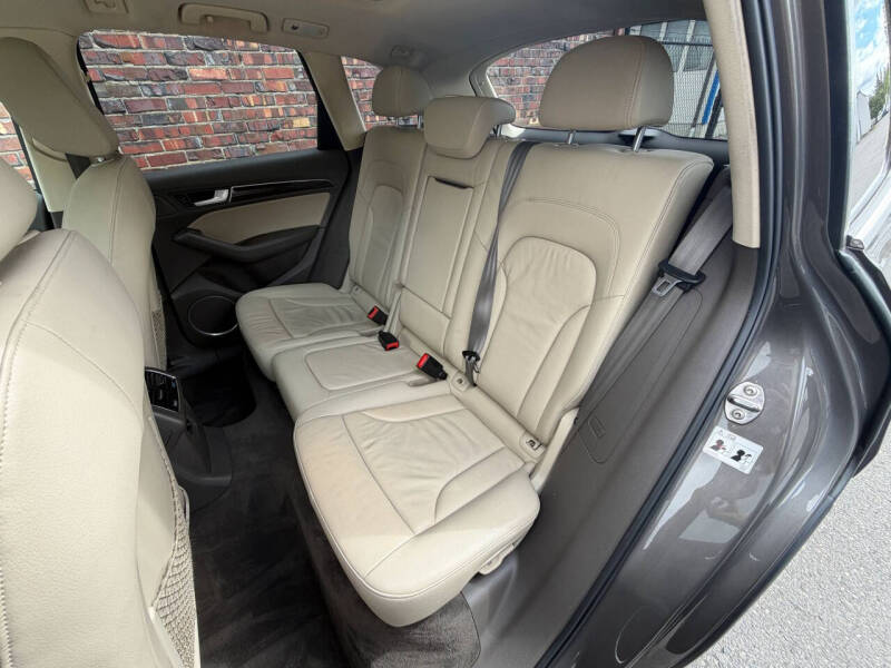 2013 Audi Q5 2.0T quattro Premium Plus