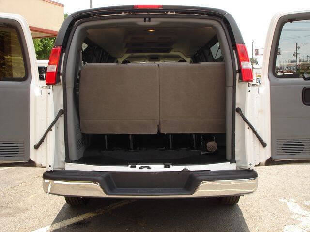 2017 Chevrolet Express LT 3500