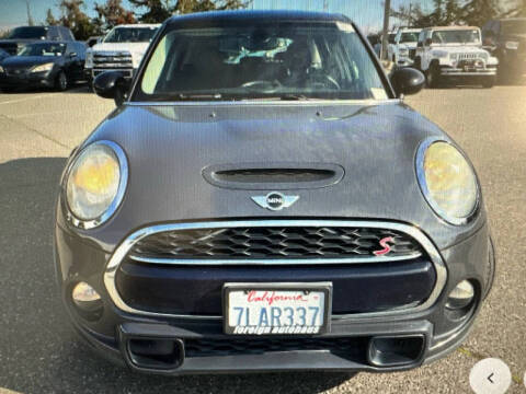 2015 MINI Hardtop 4 Door Cooper S