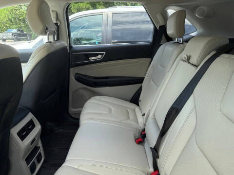 2019 Ford Edge Titanium