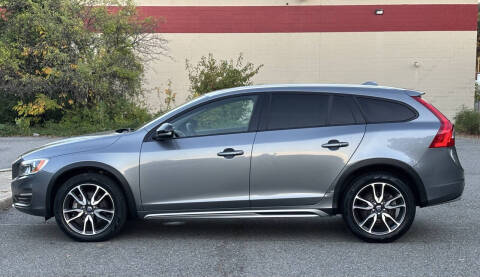 2016 Volvo V60 Cross Country T5