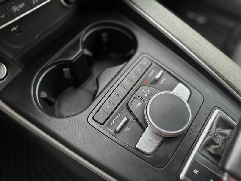 2018 Audi A4 2.0T quattro Premium Plus