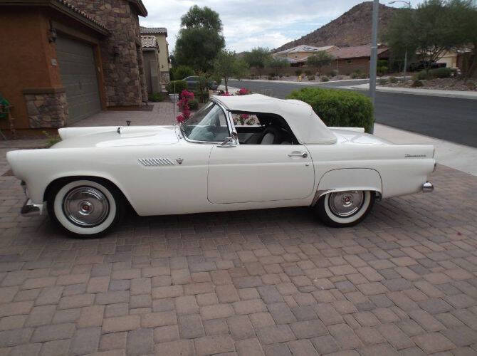 1955 Ford Thunderbird