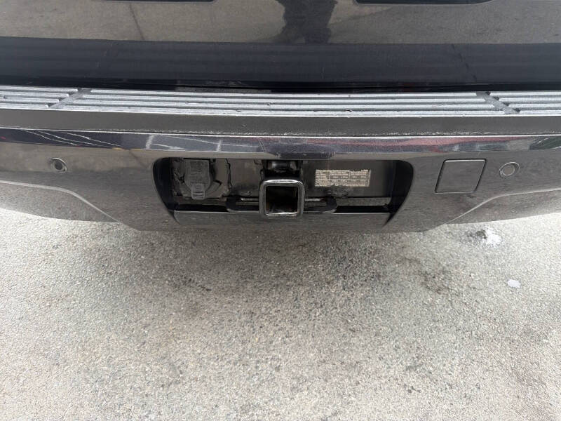 2011 Chevrolet Suburban LS
