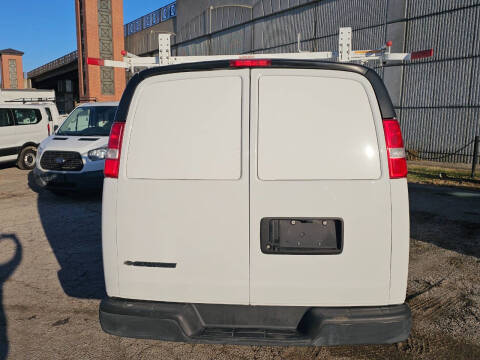 2020 Chevrolet Express 2500