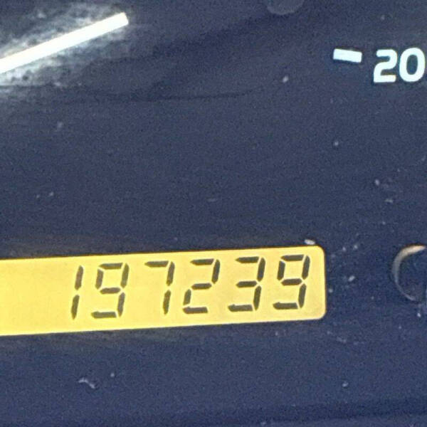 2000 Lexus LX 470