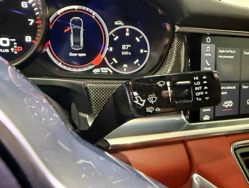 2017 Porsche Panamera Turbo