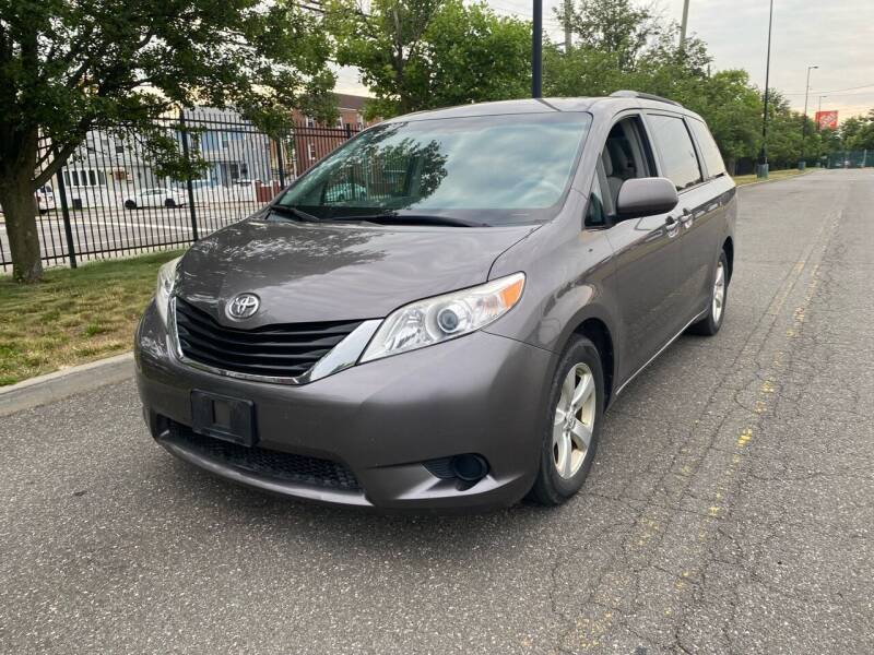 2013 Toyota Sienna for sale at D Majestic Auto Group Inc in Ozone Park NY