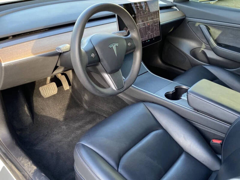 2020 Tesla Model 3 Standard Range