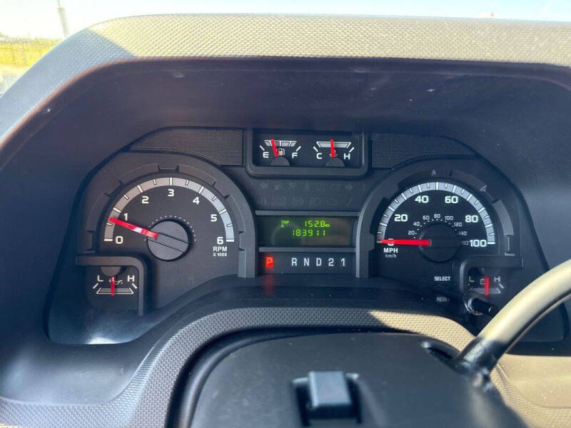 2011 Ford E-Series E-350 SD