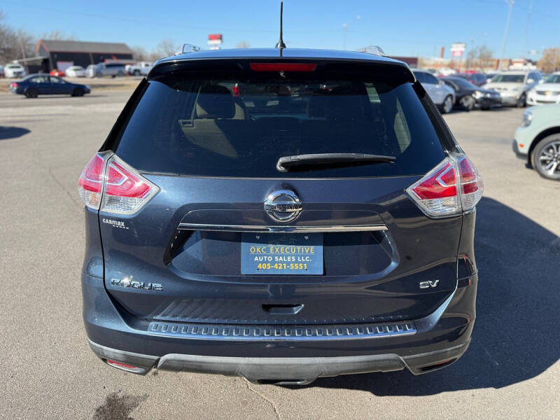 2016 Nissan Rogue SV