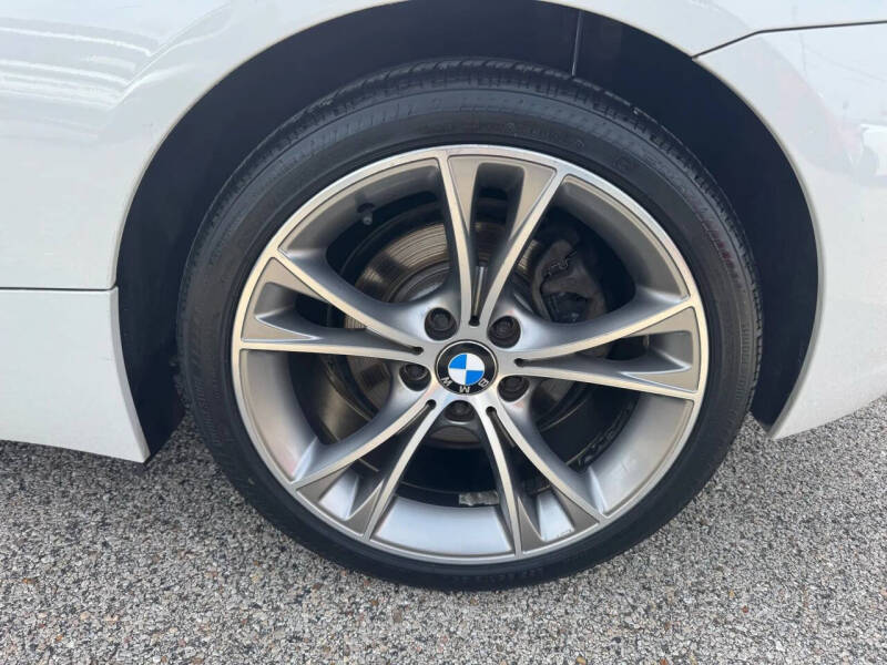 2014 BMW Z4 sDrive35i - Photo 16