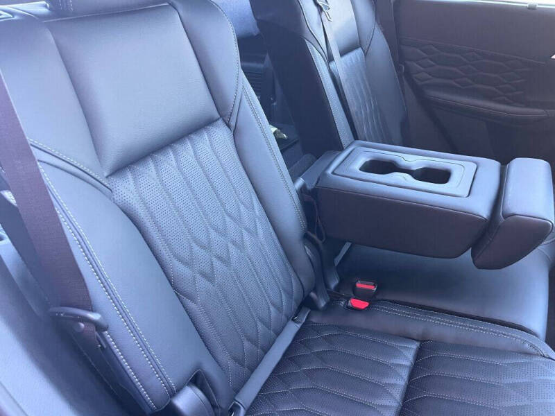 2026 Mitsubishi Outlander SEL