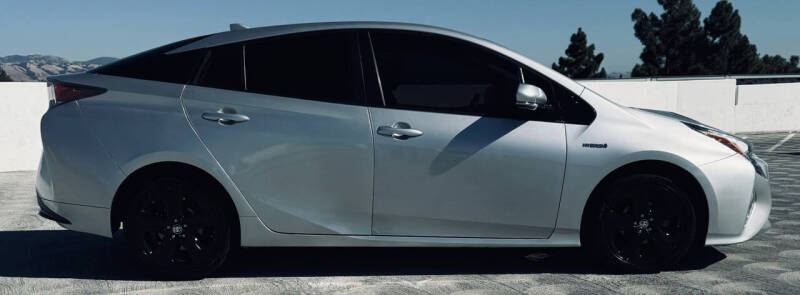 2016 Toyota Prius Four Touring