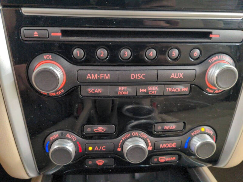 2013 Nissan Pathfinder SV