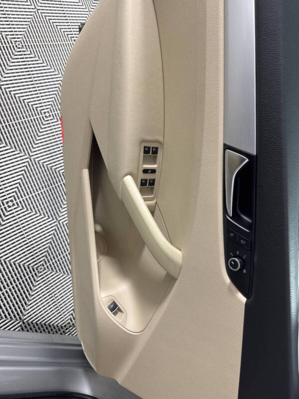 2013 Volkswagen Passat