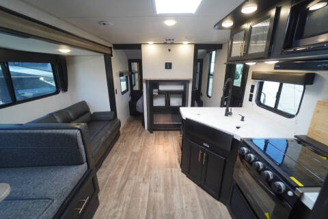 2022  Forest River  Grey Wolf Limited 26DBH