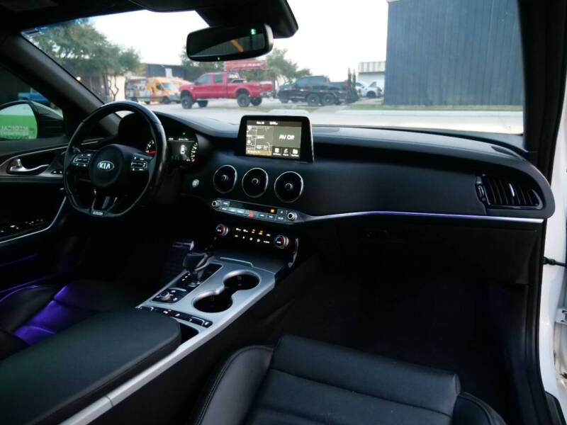 2018 Kia Stinger GT2