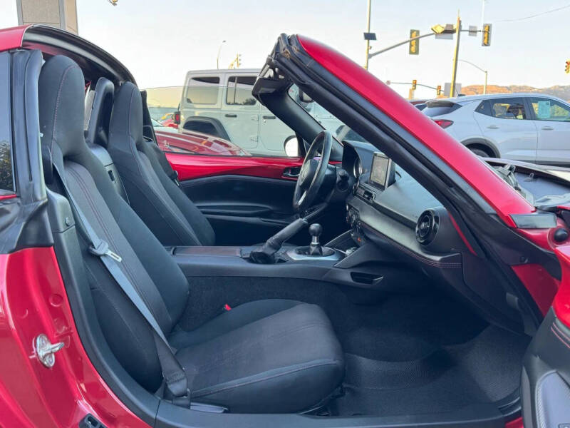 2017 Mazda MX-5 Miata RF Club