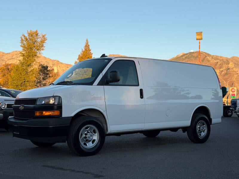 2022 Chevrolet Express 2500