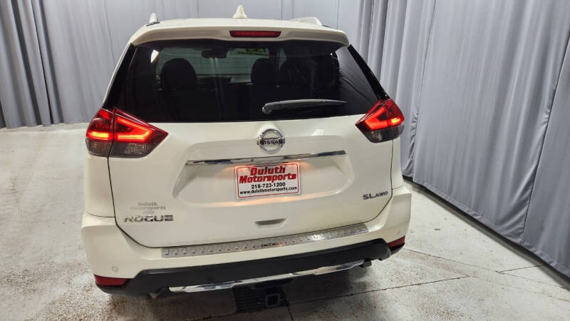 2020 Nissan Rogue SL