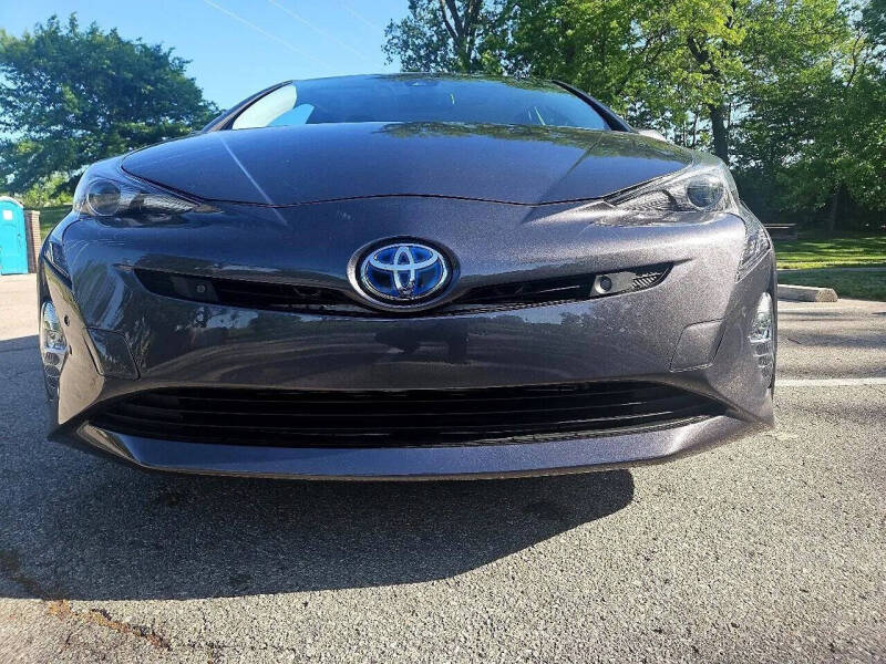 2016 Toyota Prius Three Touring