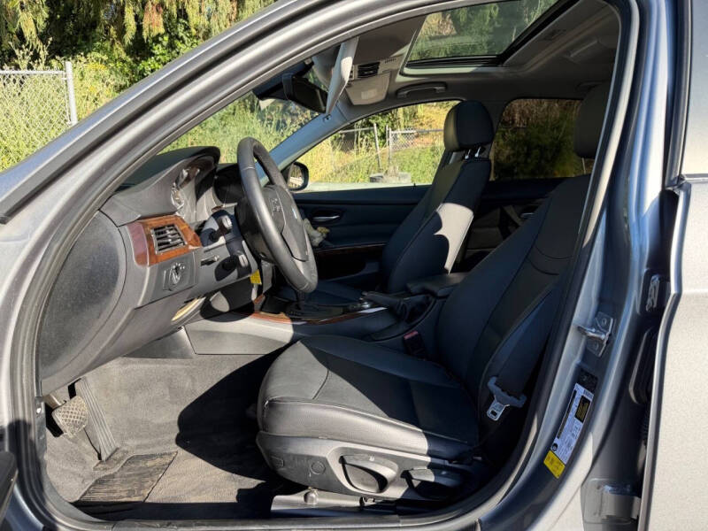 2011 BMW 3 Series 328i