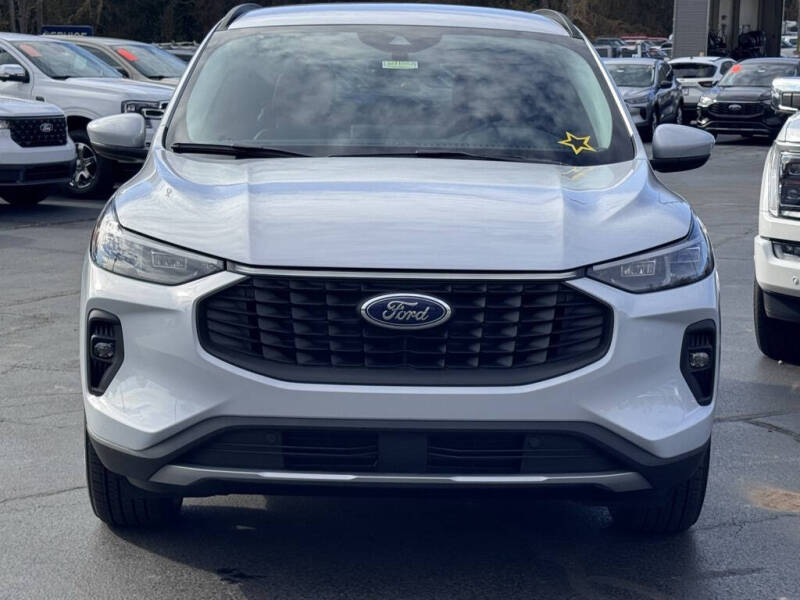 2026 Ford Escape Platinum