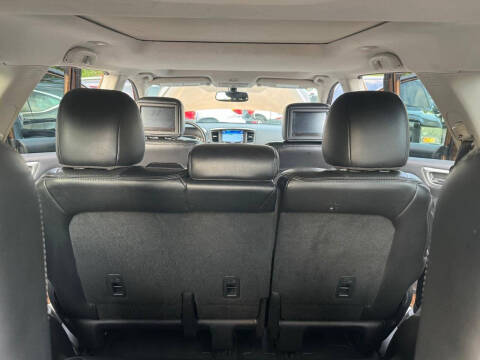 2017 Nissan Pathfinder Platinum