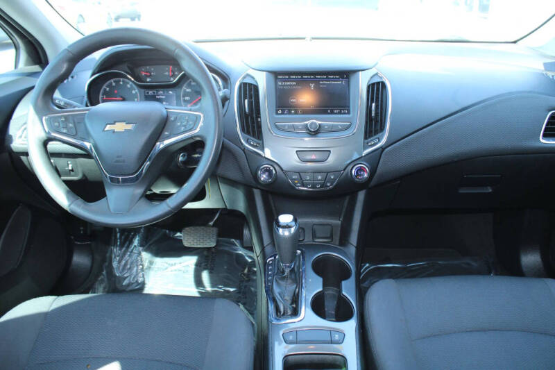 2019 Chevrolet Cruze LT