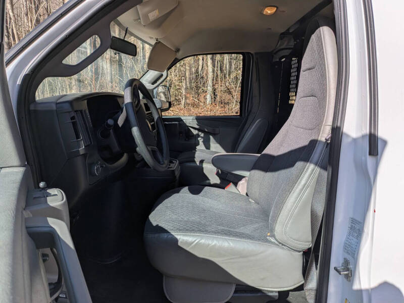 2024 Chevrolet Express 2500
