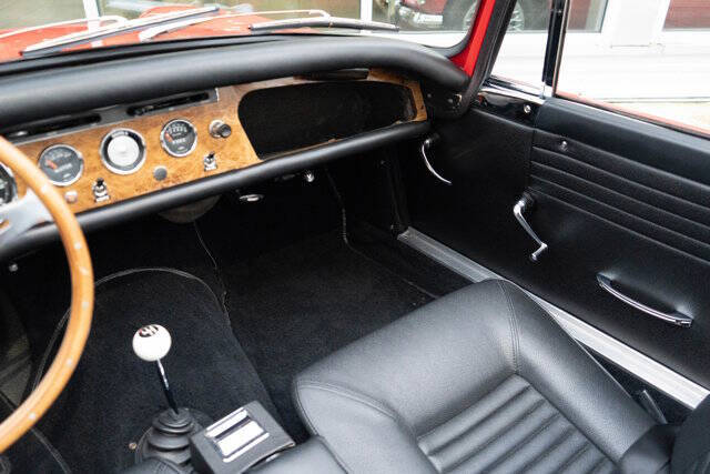 1966 Sunbeam Tiger 24