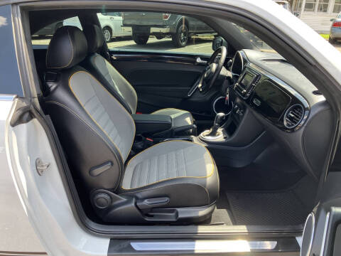 2016 Volkswagen Beetle 1.8T Dune PZEV