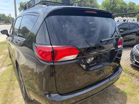 2018 Chrysler Pacifica Touring L