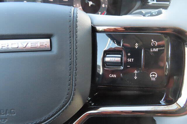 2025 Land Rover Range Rover Velar P250 Dynamic SE