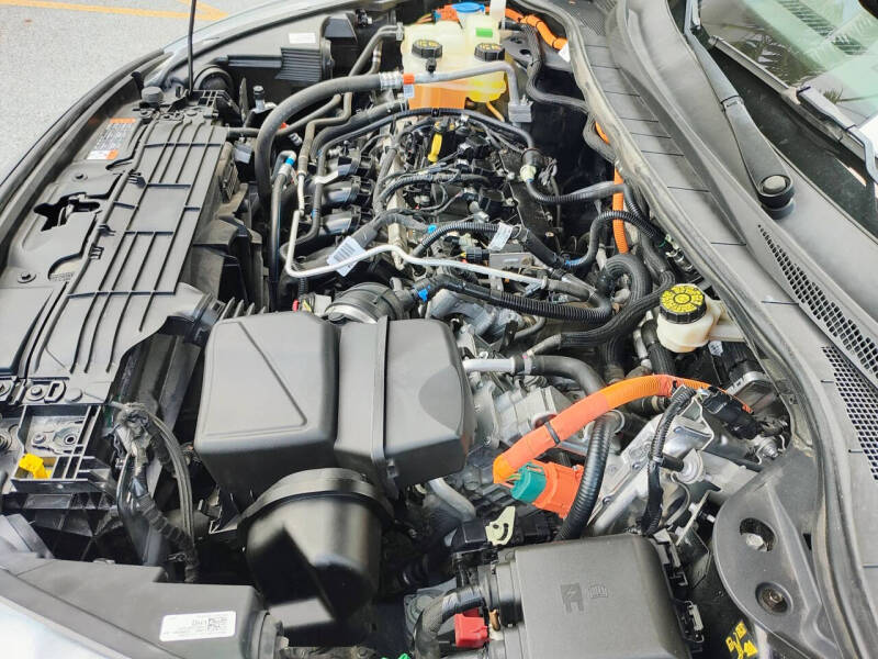 2021 Ford Escape Hybrid SE